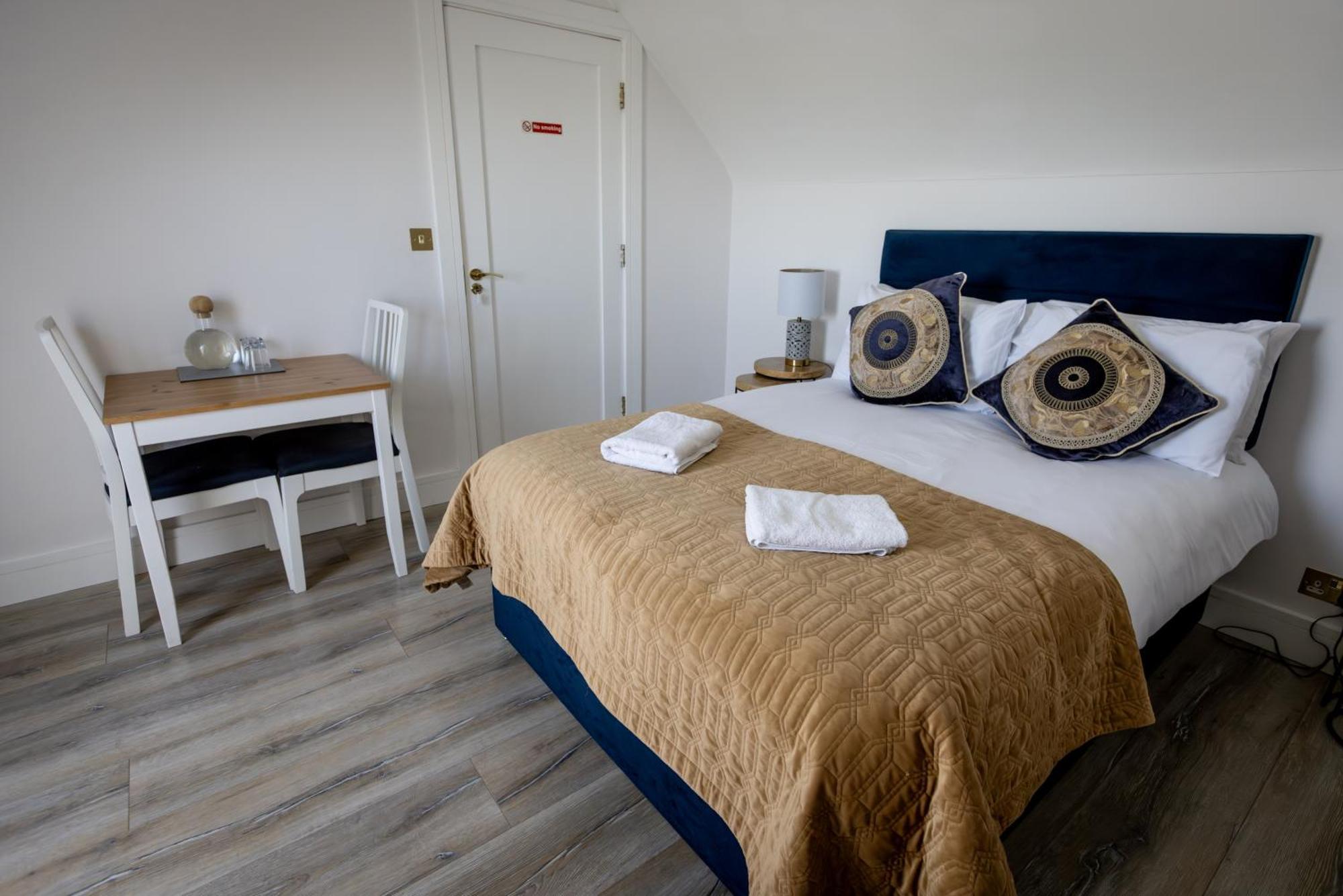 Coastal View House Hotel ดูลิน ภายนอก รูปภาพ